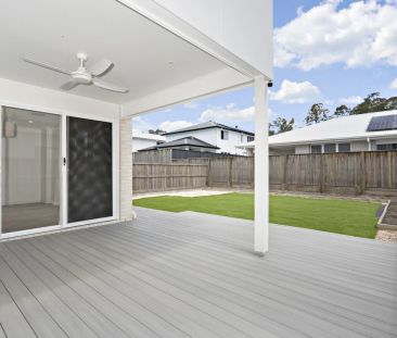 Immaculate Family Home in a Peaceful Upper Kedron Pocket - Photo 6