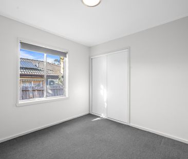 Neat 2 Bedroom Unit - Photo 1