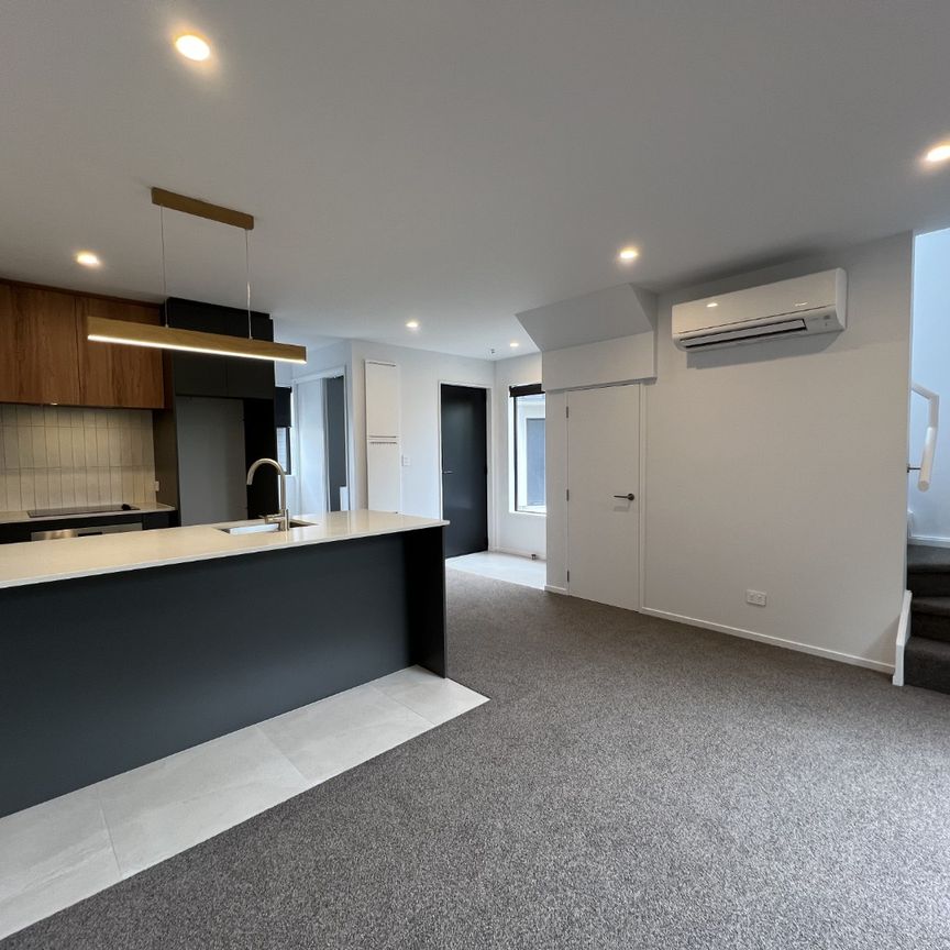 18 Kipax Place, Riccarton - Photo 1