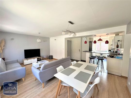 Location Appartement 4 pièces 78m² LOOS 59120 - Photo 1