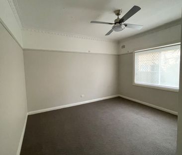 Convenient North Tamworth location - Photo 3