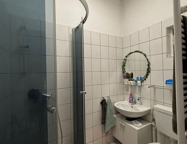 Ein-Raum-Wohnung für Auszubildende/Studenten/Pendler - Foto 1