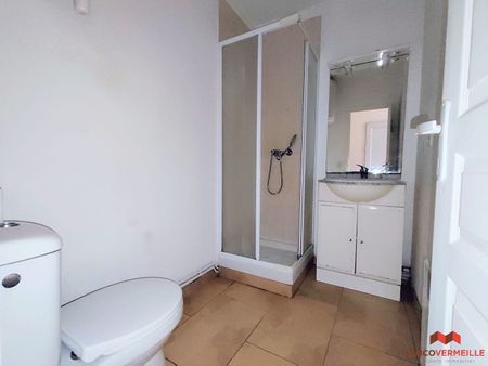 Location Appartement 2 pièces 35m² - Photo 2