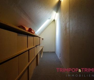 GEMÜTLICH IM DACHGESCHOSS! 3-Zimmerwohnung in Krefeld-Oppum zu verm... - Photo 1