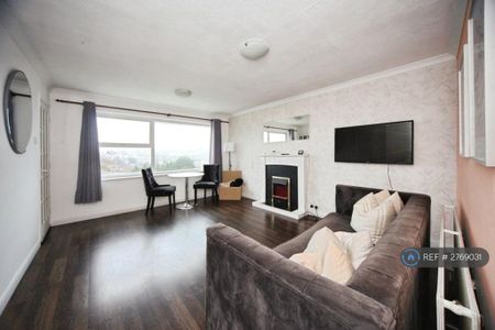 2 bedroom maisonette to rent - Photo 5