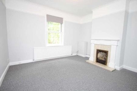 Woodman Road, Brentwood, CM14 - Photo 2