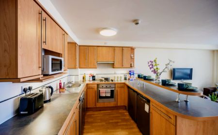 Double Ensuite (within a 5 bed flat) - Photo 4