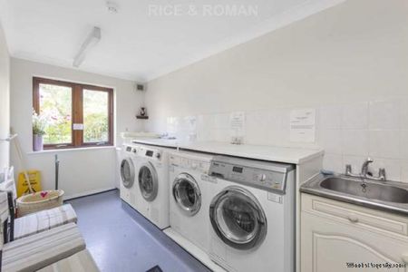 1 bedroom property to rent in Camberley - Photo 5