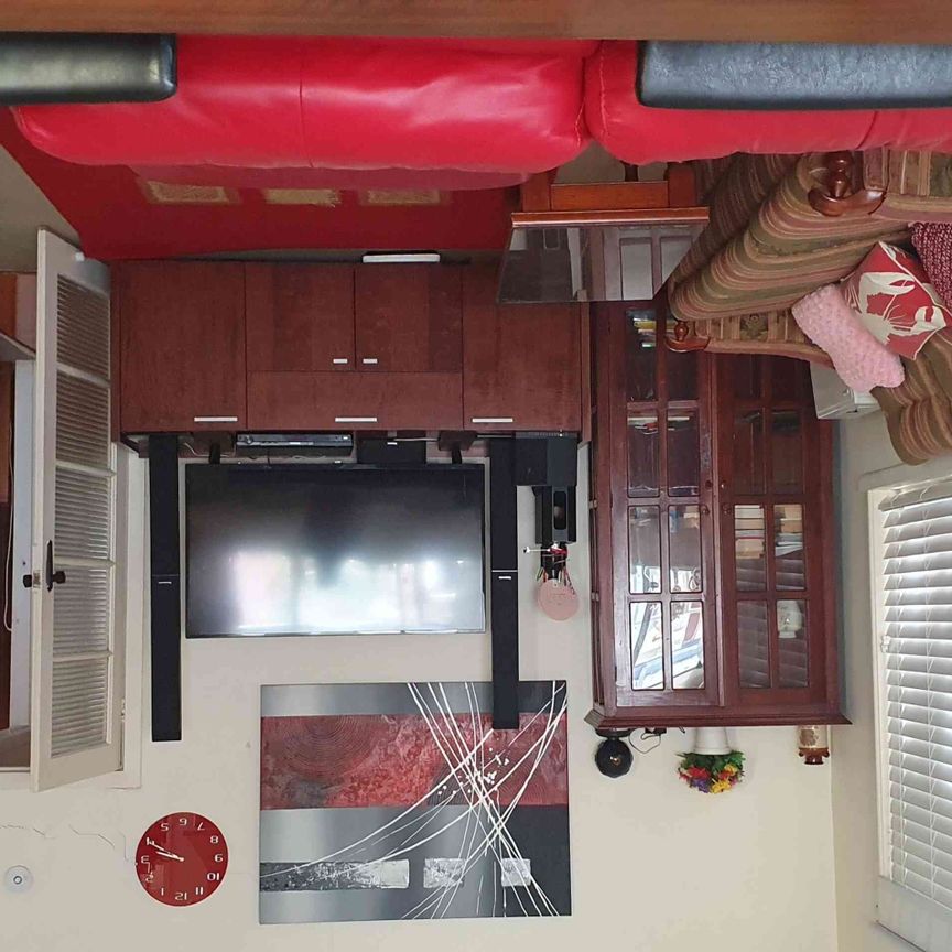 Collingwood - Photo 1