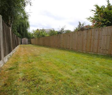 3 bedroom terraced house to rent - Photo 3
