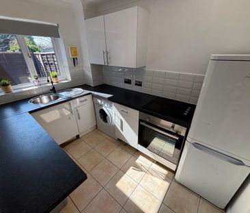 1 bedroom terraced house to rent - Photo 2