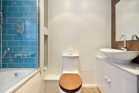 Purves Road, Nw, London, NW10 - Photo 2