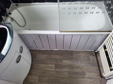 4 bedroom semi-detached house to rent - Photo 2