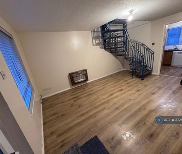 2 bedroom end of terrace house to rent - Photo 2