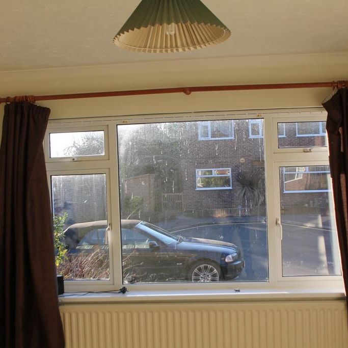 2 bedroom maisonette to rent - Photo 1