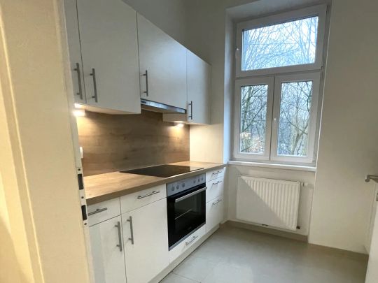 Großzügige, sanierte 2,5-Zimmer-Wohnung im 23. Wiener Gemeindebezirk – nahe Schloss Liesing - Foto 1