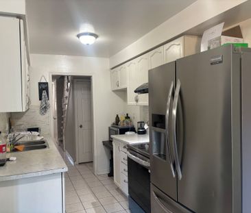 For Lease - 550 Steddick Court Unit# 37, Mississauga, Ontario - Photo 6