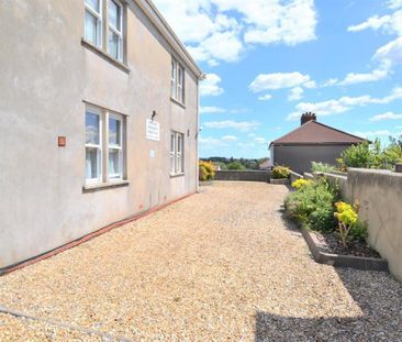 1 bedroom Flat To Let - Photo 2