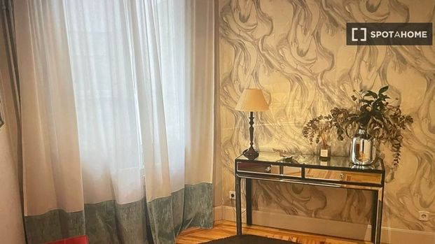 4 room luxury Flat for rent in Madrid, Autonomous Region of Madrid - Photo 1