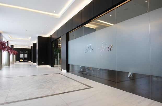 2 Bed Flat, Dickens Yard, W5 - Photo 1