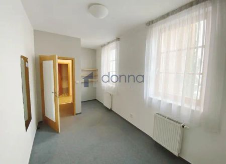 Pronájem bytu 3+1/T 91 m - Photo 2
