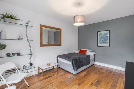 Hallfield Estate, Bayswater, London, W2 - Photo 3