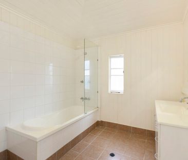 17 Mary Street, Nambour QLD 4560 - House For Rent | Domain - Photo 2