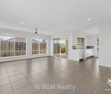 Near new 4 bedroom family home - Photo 1