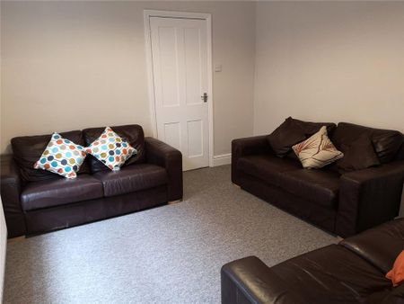 5 bedroom semi-detached house to rent - Photo 5