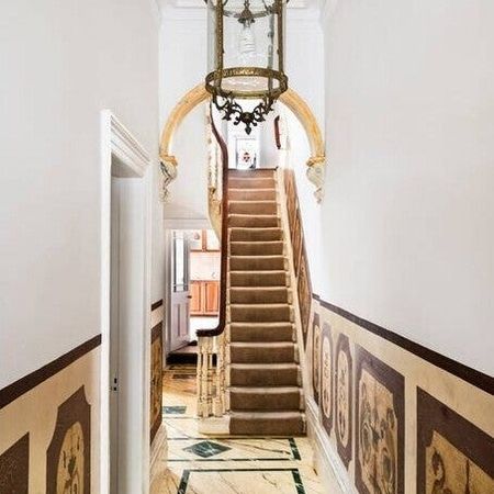 East Melbourne - Photo 3