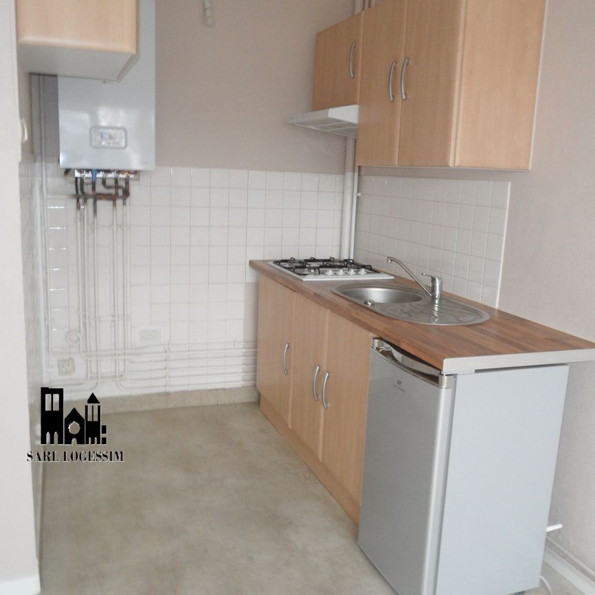 Location Appartement 1 pièce 24m² BOURGES 18000 - Photo 1