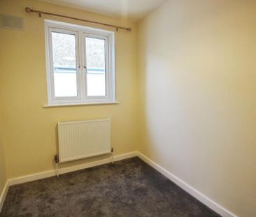 3 bedroom bungalow to rent - Photo 6