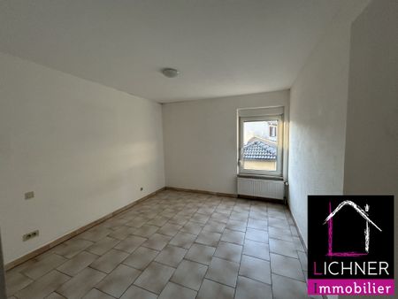 Location Appartement 4 pièces 107m² CREUTZWALD 57150 - Photo 2