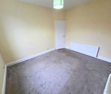 Ayresome Green Lane, Middlesbrough, TS5 - Photo 3