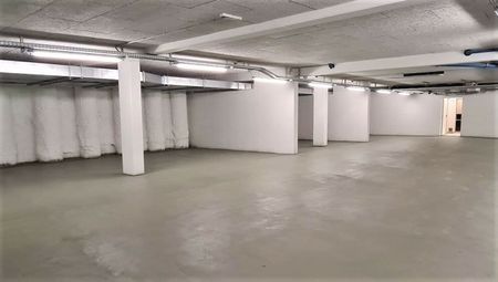 TERRASSENHIT, FERNBLICK, klimatisiertes 37 m2 Dachgeschoß mit 23 m2 Terrasse, 1 Zimmer, Komplettküche, Duschbad, Anton-Bosch-Gasse - Photo 5