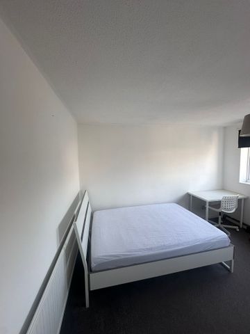 1 bed house / flat share to rent in Cyril Child Close - Photo 2