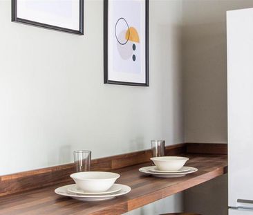 1 bedroom in a house share to rent - Photo 4