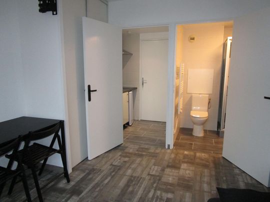 Appartement AVENUE HENRI FARMAN - Photo 1