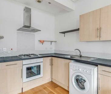 3 Bedroom Apartment To Let - Photo 5