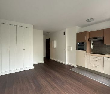 Location Appartement 1 pièce 27m² - Photo 2