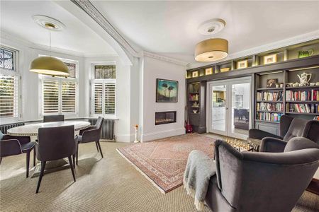 5 bedroom detached house to rent - Photo 3