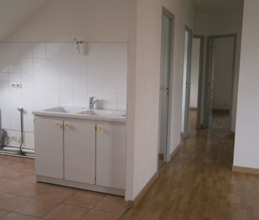 Location Appartement 4 pièces 77m² MORET SUR LOING 77250 - Photo 1