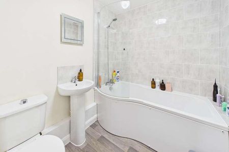 Nessa Close, Thetford, IP24 - Photo 4