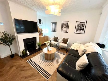 2 bedroom semi-detached house to rent - Photo 2