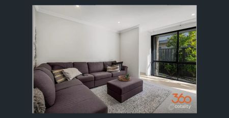 Contemporary Comfort Awaits - Photo 3