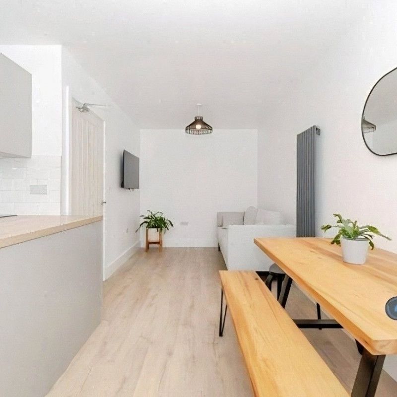 Bellcote Drive, Moldgreen, Huddersfield, HD5 - Photo 1