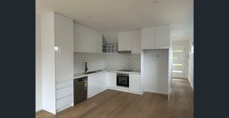 Brand New Modern Townhouse - Photo 4