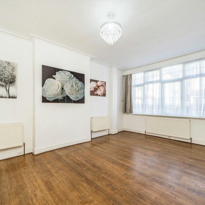 Oaklands Avenue - Photo 1