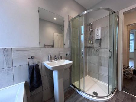 2 bedroom terraced house to rent - Photo 3