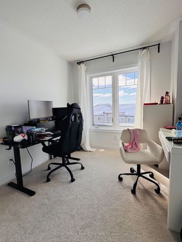 For Lease - 2037 Cameron Lott Crescent, Oshawa, Ontario - Photo 5